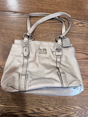 Coach Silver Mia Leather Carry All Handbag H1073-15409